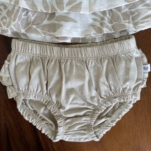 NWT HonesBaby Flutter Tee with Ruffle Diaper Cover 100% Organic Cotton 6-9M - Picture 3 of 5